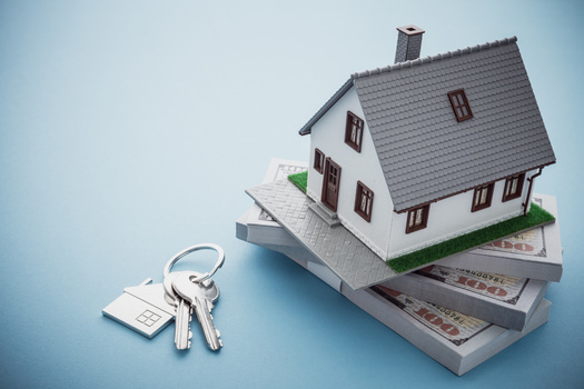 A 2024 Indiana Realtors Association report says migration and growing birth rate are strong factors behind the jump in housing demand. (Adobe Stock)