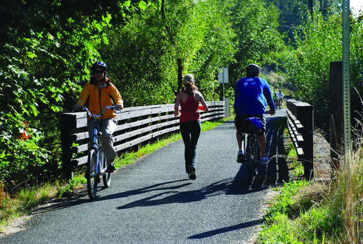 PHOTO: July is 'National Park and Recreation Month,' to encourage people to spend more time in the outdoors. This month's challenge: Move a typically indoor activity outside, just for the fun of it. Photo courtesy Oregon Metro.