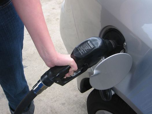 PHOTO: A new survey finds the average fuel economy of new cars has increased by 20 percent over the past six years. Photo credit: futureatlas.com/Flickr