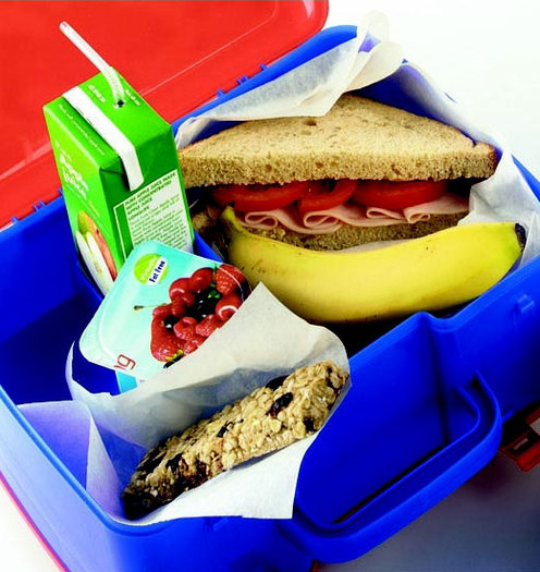 PHOTO: Nutritionists recommend including at least two fruits and/or vegetables in a child's lunchbox, and having them help with the selection and lunch-packing process. Photo courtesy childrensfoodtrust.org