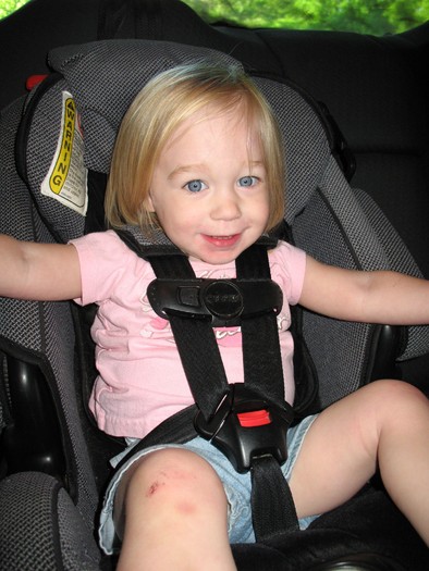 PHOTO: Booster seats can reduce injuries during a car crash by 45 percent, but a new survey finds a majority of parents move their children to seat belts before they're big enough. Photo credit: Macomb County Public Health (Michigan).