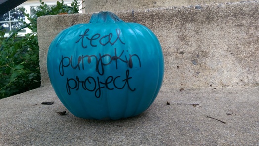 PHOTO: This Halloween, teal pumpkins will indicate houses that are handing out allergy-safe, non-food items, in an effort to include more children in the fall festivities. Photo credit: Nancy Gregory, Food Allergy Research and Education.