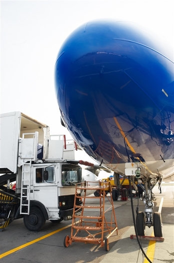 PHOTO: Leaky fuel hoses and fuel trucks in need of maintenance are some of the concerns cited by behind-the-scenes workers for airline subcontractors at Portland International Airport. Photo credit: starush/FeaturePics.com