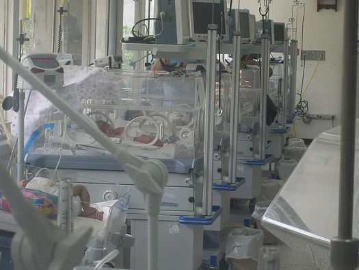 PHOTO: It�s World Prematurity Day, and efforts are under way in Ohio to raise awareness about the frequency of prematurity, its consequences and the need for continued research. Photo credit: Bobjgalindo/Wikimedia.