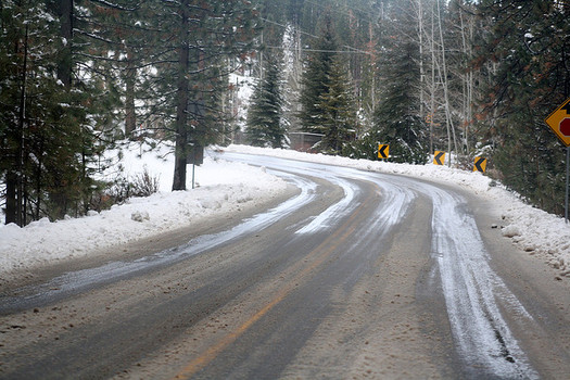 Photo: Tennessee is experiencing more icy and snowy conditions in parts of the state. The state Department of Health is reminding people about the importance of safety. Photo courtesy: Ricelife/Flickr.com