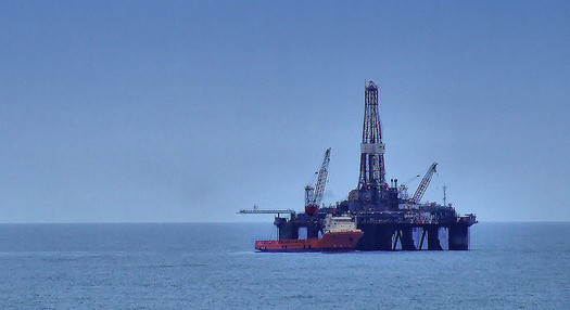 PHOTO: More than 75 marine scientists and environmental organizations are pressuring the Obama administration not to allow oil and gas companies to survey the Atlantic coast for places to drill, saying it could endanger sea life and threaten Virginia's coastline. Photo credit: Bryan Burke/Flickr