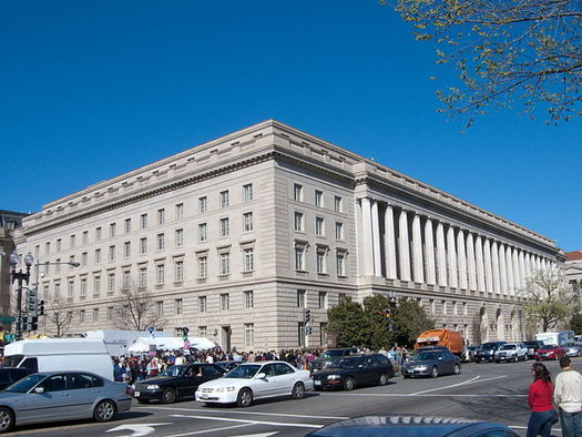 PHOTO: The Internal Revenue Service (pictured) will not collect up to $600 billion from dozens of U.S. multinationals using tax havens, according to a new report. At the end of 2014, 304 Fortune 500 companies collectively held $2.15 trillion in countries such as Bermuda, the Cayman Islands and the Bahamas. Photo courtesy of the Internal Revenue Service.