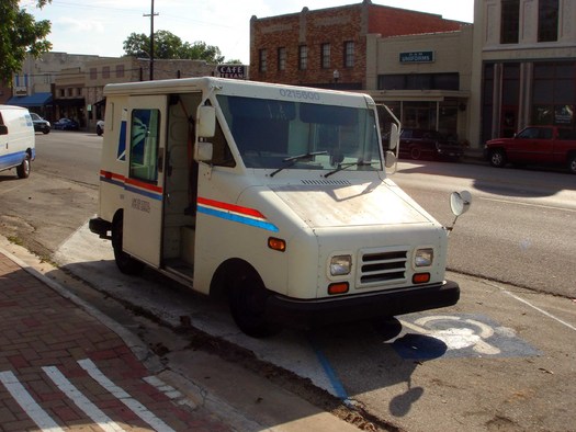 PHOTO: Postal workers are rallying in Florida and across the nation today to demand better service for customers, less than a week before their union contract expires. Photo credit: dantada/morguefile.com