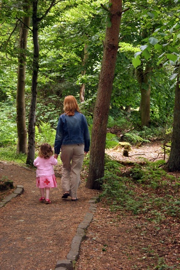 PHOTO: A new report from the Annie E. Casey Foundation highlights the importance of keeping children in a family-type setting when they cannot safely remain with a parent. Photo credit: Scott Liddell/morguefile.