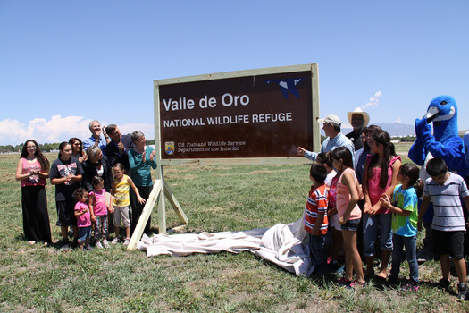 Nature lovers gather at Valle de Oro National Wildlife Refuge. Courtesy: U.S. Sen. Martin Heinrich 