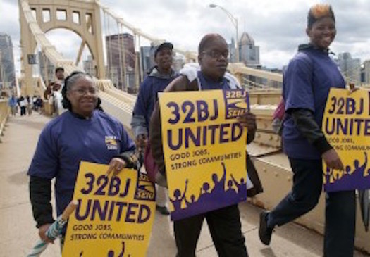 Security guards in Pittsburgh demand better pay and training. Credit: SEIU 32BJ