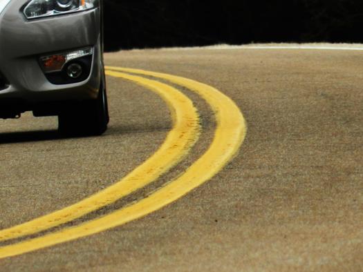 The Tennessee state Supreme Court is taking up the question of when police have the right to pull a motorist over for a lane line violation. Credit: Pippalou/Morguefile.