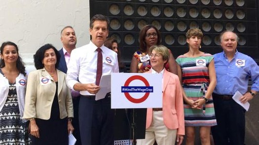 A newly-proposed bill would require New York state contractors to publicly report wage gaps. Credit: NYSenate.gov.