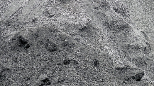 A new analysis finds that if Kentucky would switch from coal to 100 percent wind, water and solar by 2050, it would save big. (PNS/Greg Stotelmyer)