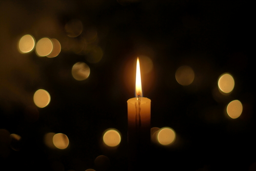 A candlelight vigil at the State Capitol Building will honor lives lost to drunk driving. Credit GaborfromHungary/Flickr