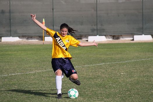 Participating in activities with their peers helps foster children succeed. Credit: Lourdeslanote/Wikimedia Commons