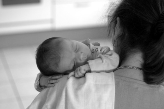 A panel has issued guidelines for depression screening in pregnant and postpartum women. (Armin Hanisch/freeimages.com)
