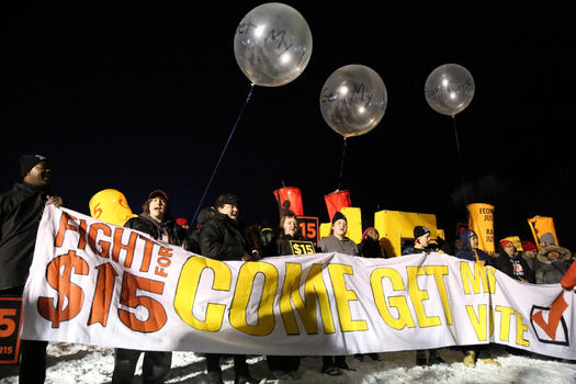 Low-wage workers were out in force at the GOP debate in Manchester of Saturday night, demanding a commitment from the candidates to back a $15-an-hour minimum wage. (SEA)