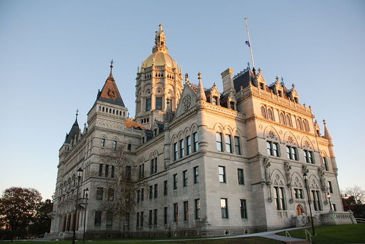 State workers rally at the Connecticut State Capitol on Tuesday, asking lawmakers not to cut their pension and health-care benefits. (Adavyd/Wikimedia Commons)