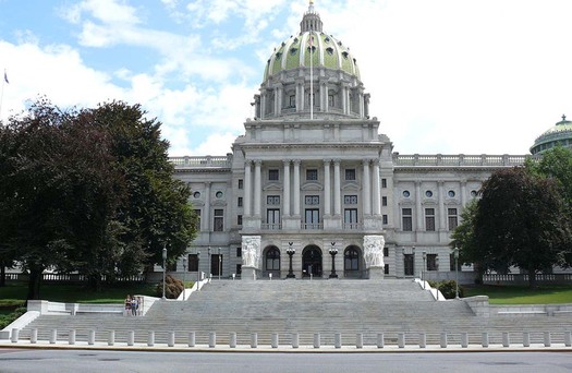 A new coalition plans to highlight the impact of budget cuts across the state. (Ad Meskens/Wikimedia Commons)