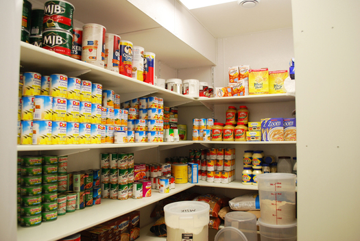 Food pantries pick up the slack when low income families can't qualify for federal help. (USDA)