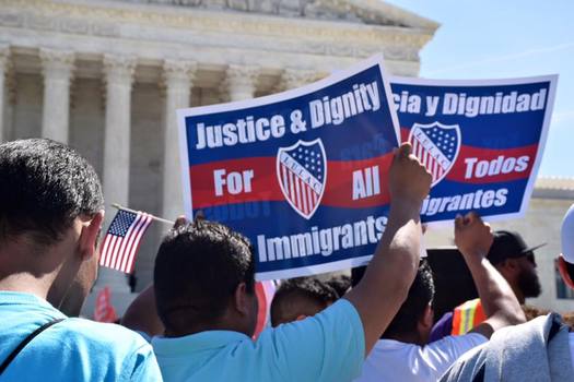 Immigrants, workers, students and faith groups will rally on Sunday, calling for respect and tolerance for all Floridians. (T. Kennedy/Florida Immigrant Coalition)