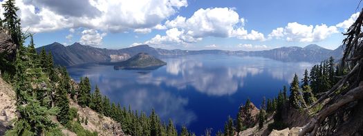 Crater Lake in central Oregon is one of five National Park Service units in the state. (Epmatsw/Wikimedia Commons)