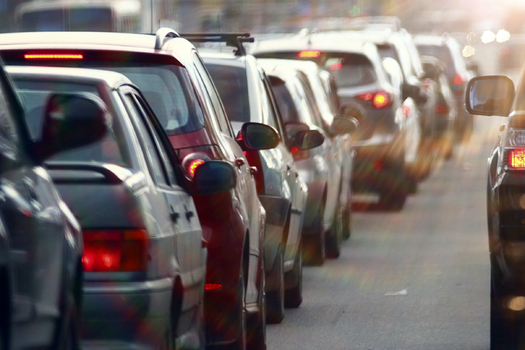 Getting traffic off the roadways is a key to cutting carbon pollution in major cities, according to a Frontier Group report released by Arizona PIRG. (kichigin/iStockphoto) 