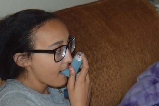 Mobile apps for people with asthma are especially helpful for kids and parents, but doctors say they aren't all as accurate as they could be. (Virginia Carter)