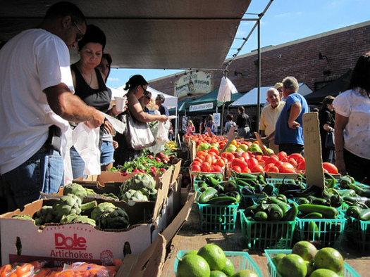 A new report says increasing the amount of SNAP benefits people receive by just $30 a month would help them eat healthier. (usda.gov)