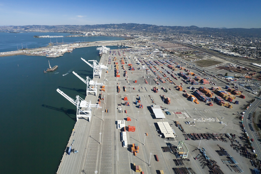 The city of Oakland, Calif., has banned coal handling at its port facilities, blocking a plan for producers to use the facility to export Utah coal. (JanHanusSr/iStockphoto)