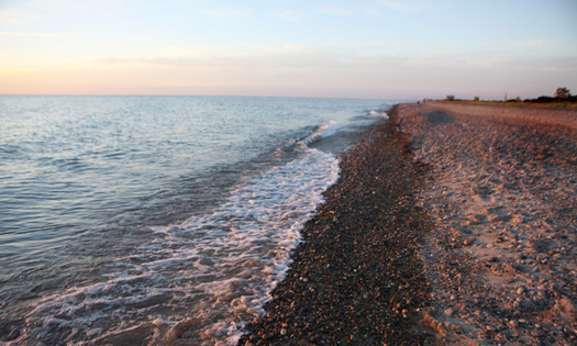 Massive sand erosion is eating away at the wildlife habitat areas of Illinois' State Beach Park. A new regional plan aims to reverse that trend. (Illinois Department of Natural Resources)