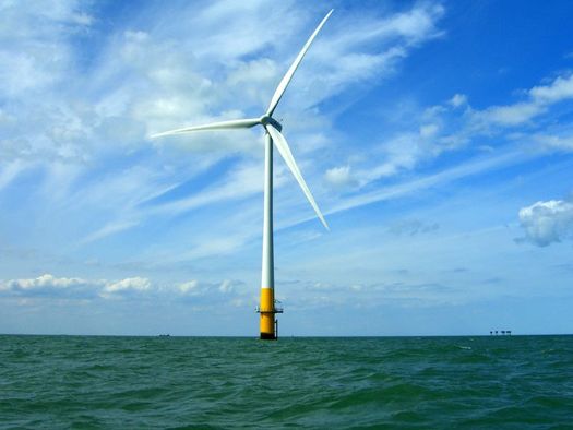 Developing offshore wind will be critical to meeting New Yorks Clean Energy Standard. (Phil Hollman/Wikimedia Commons)