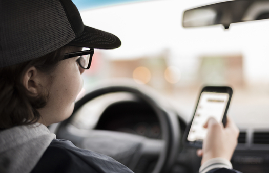 Distracted driving is now one of the leading causes of traffic accidents and Illinois has seen one of the largest spikes in traffic fatalities over the past two years. (iStockphoto)