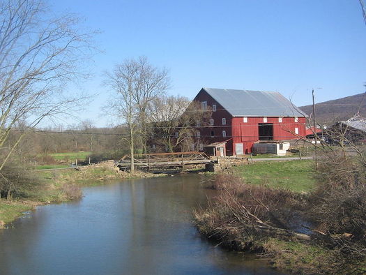 About 1,400 miles of rivers and streams in five priority counties have been damaged by agricultural pollution. (Ruhrfisch/Wikimedia Commons)