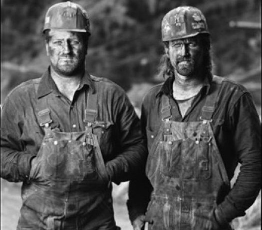 Federal figures show miners are being exposed to record low levels of coal dust. (MSHA)