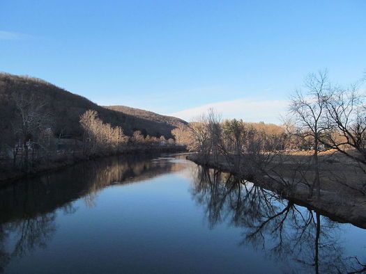 Under a consent decree approved in 2000, General Electric agreed to clean up PCBs in the Housatonic River.  (John Phelan/Wikimedia Commons)