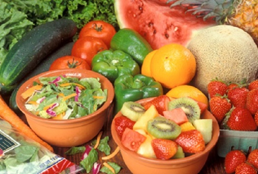 Adding a little color to your diet is a great way to reduce your risk of having heart problems. (fda.gov)