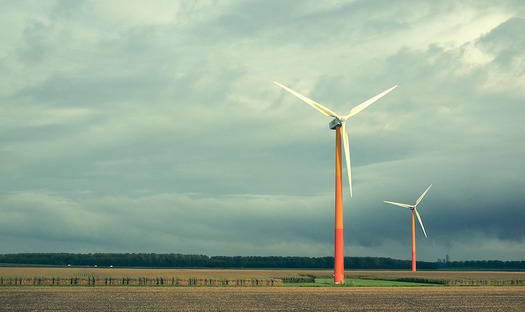 A bill would require the state of New York to get 50 percent of its energy from renewable sources by 2050. (epicantus/pixabay.com)