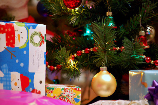 The tree and much of the wrapping and packaging can be recycled for a greener holiday season.(cohdra/morguefile)