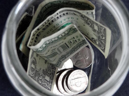 Closing the wage gap could pull thousands of Florida women out of poverty, according to a new study. (DodgertonSkillhause/morguefile)