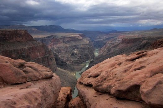 Conservation and health advocates warn that Congress is working to gut environmental regulations that protect Arizona's air and water. (mmainco/morguefile)