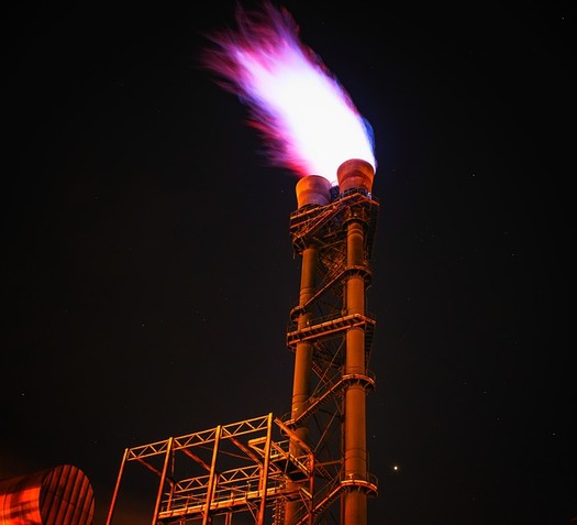 Elected officials from Western states are urging the U.S. Senate to keep BLM rules limiting natural-gas waste. (Pixabay)