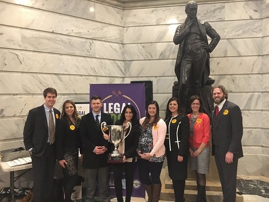 Young lawyers in Kentucky are joining others in the legal community for Legal Food Frenzy, a friendly competition to raise money for hunger relief. (Kentucky Association of Food Banks)