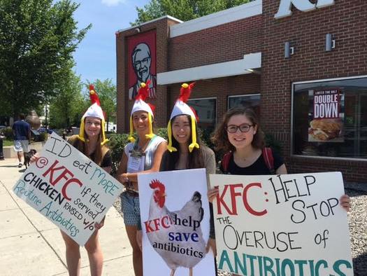 Advocates say KFC's move makes sense given the global concern about the rise of antibiotic-resistant superbugs. (MASSPIRG) 