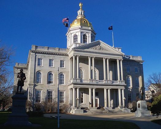 Members of the Senate Finance Committee take up the New Hampshire budget Monday at the State House. The House failed to pass its budget bill last week. (AlexiusHoratius/Wikimedia)