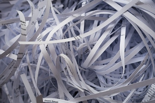 Shredding outdated documents is the best way to ensure scammers can't use sensitive information on them. (stux/Pixabay)