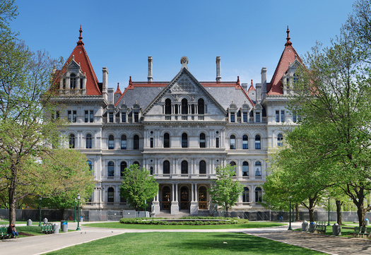 The Senate Finance Committee has passed the Comptroller's Clean Contracting Bill. (wadester16/Flickr)  
