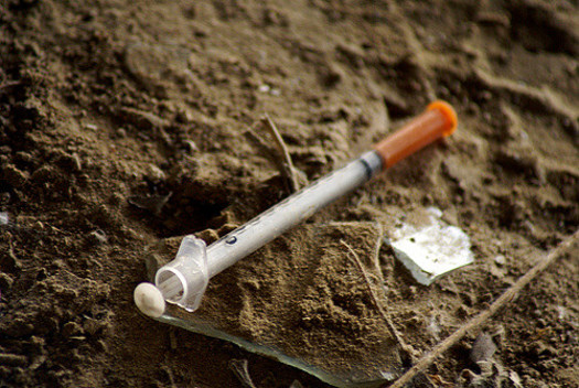 Just as North Carolina increases efforts to fight opioid abuse, Congress could take steps to reduce funding. (Innocent Coppieters/Flickr)