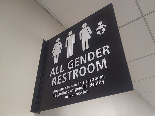 In 2015, the Washington Human Rights Commission passed a rule that guarantees people access to bathrooms designated for the gender with which they live. (Checkingfax/Wikimedia Commons)